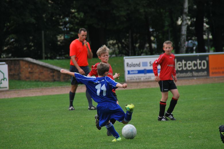 780x520Kinder u.Jugendsportspiele Neustadt-Sa. 1.07 (103).JPG
